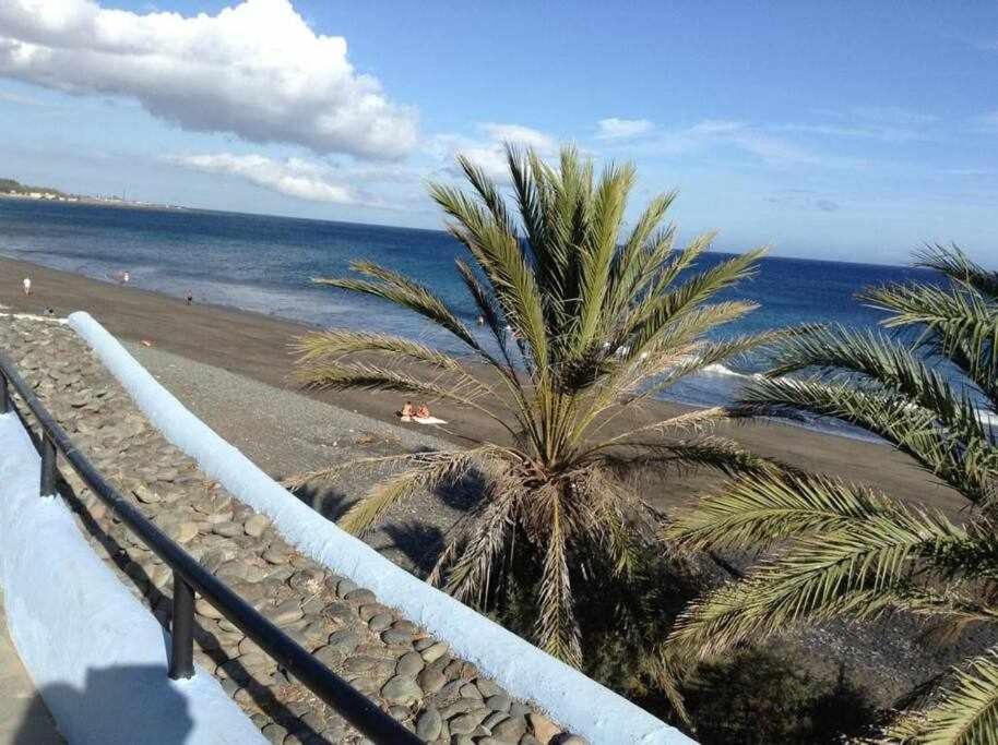 Bonito Apartamento Con Vista Al Mar Playa Del Aguila  Esterno foto